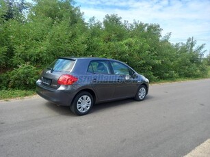 TOYOTA AURIS 1.4 Luna 85000km