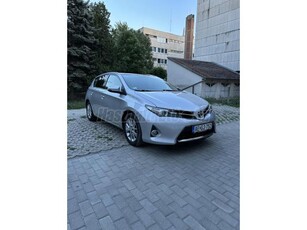 TOYOTA AURIS 1.6 Active (Automata)