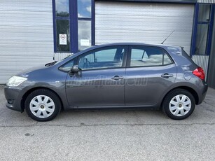 TOYOTA AURIS 1.6 Luna Becsületesnepper