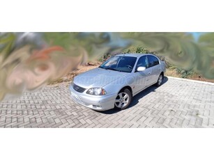 TOYOTA AVENSIS 1.6 Linea Terra