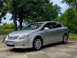 TOYOTA AVENSIS 2.2 D-4D Executive