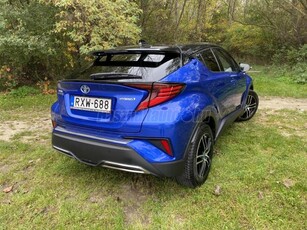 TOYOTA C-HR 2.0 Hybrid Selection e-CVT