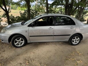 TOYOTA COROLLA Sedan 1.4 Linea Sol