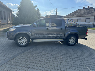 TOYOTA HI LUX Hilux 3.0 D-4D 4x4 Double SR+