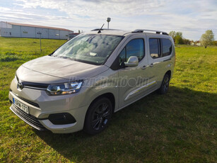 TOYOTA PROACE City Verso 1.2T Family L2H1 [7 személy]