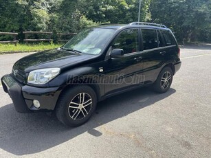 TOYOTA RAV 4 Rav4 2.0 4x4 (Automata)