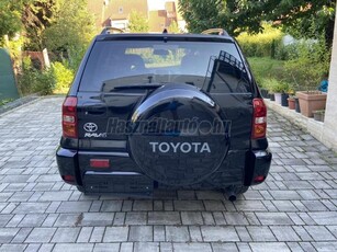 TOYOTA RAV 4 Rav4 2.0 D 4x4 Sol Plus