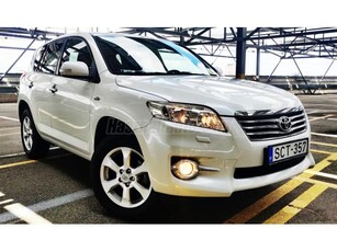 TOYOTA RAV 4 Rav4 2.2 DCAT Executive Navi (Automata) DEBRECEN. FRISS MŰSZAKI. VONÓHOROG