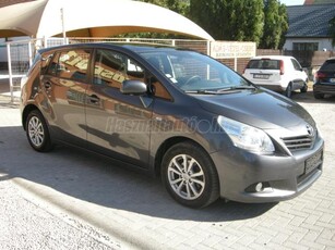 TOYOTA VERSO 2.0 D-4D Premium NAVI.TETŐ.VONÓHOROG.KAMERA