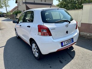 TOYOTA YARIS 1.0 LIFE