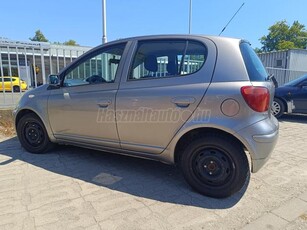 TOYOTA YARIS 1.3 Linea Sol