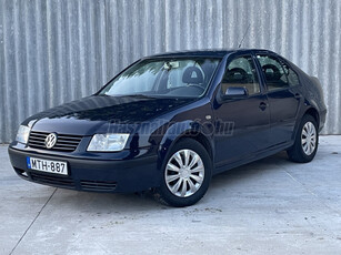 VOLKSWAGEN BORA 1.6 Comfortline