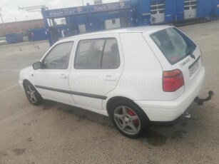 VOLKSWAGEN GOLF III 1.4 CL Servo