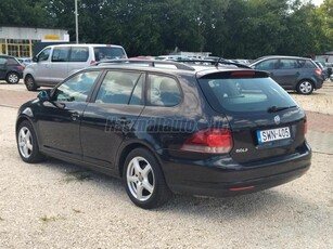 VOLKSWAGEN GOLF V 1.6 Sportline