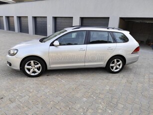 VOLKSWAGEN GOLF VI 1.6 Comfortline