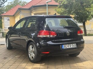 VOLKSWAGEN GOLF VI Variant 1.6 CR TDI Trendline Kisteher