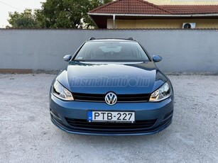 VOLKSWAGEN GOLF VII Variant 1.6 TDI Comfortline DSG Navi-Bézs belső