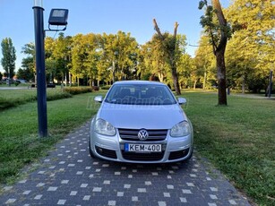 VOLKSWAGEN JETTA 1.6 Comfortline