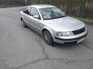 VOLKSWAGEN PASSAT 1.9 TDI Comfortline