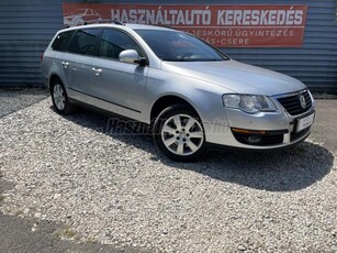 VOLKSWAGEN PASSAT VI Variant 2.0 CR TDI Trendline DSG Gyári fényezés. vezetett sz.könyv