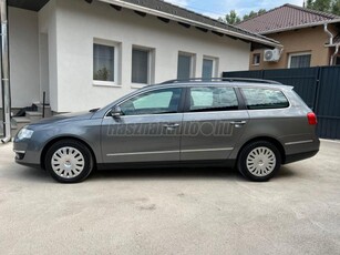 VOLKSWAGEN PASSAT VI Variant 2.0 PD TDI Comfortline TEMPOMAT/MEGKÍMÉLT ÁLLAPOT/2. TULAJ/GYÁRI FÉNYEZÉS/FRISS SZERVIZ