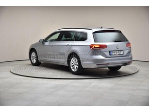 VOLKSWAGEN PASSAT VIII Variant 2.0 TDI BMT SCR Comfortline DSG7 MAGYAR 1.TUL-NAVI-KAMERA-Ü.FŰTÉS-P.RADAR-75e KM!