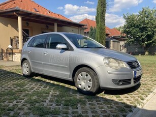 VOLKSWAGEN POLO IV 1.2 55 Trendline