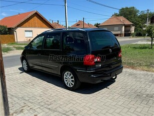 VOLKSWAGEN SHARAN 2.0 PD TDI Highline