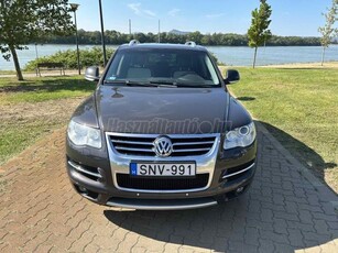 VOLKSWAGEN TOUAREG 5.0 V10 TDI Tiptronic ic GYŰJTŐI DARAB! R-LINE INDIVIDUAL BELSŐ KAMERA 20 COLL KÉTSZÍNŰ BŐRBELSŐ KEYLESS