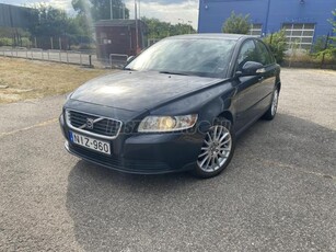 VOLVO S40 1.6 D DRIVe Summum Új gumikkal!Megkímélt állapotban!