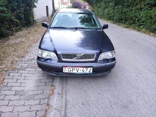 VOLVO S40 1.8