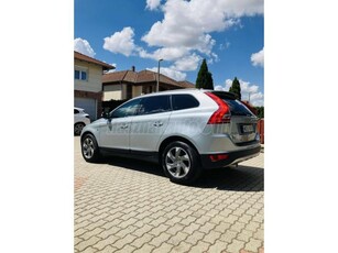 VOLVO XC60 2.0 D [D4] Ocean Race Geartronic FWD