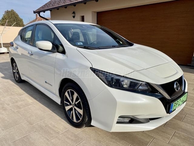 NISSAN LEAF Acenta 40kWh (Automata) MAGYARORSZÁGI-GYÖNGYHÁZFEHÉR-ÁLLAPOTFELMÉRÉS AKSI 100%-OS !!!