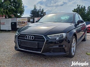 AUDI A3 Limousine 2.0 TDI Sport quattro S-troni...