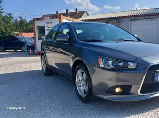 Mitsubishi Lancer 1.5 Invite Sportback Magas fe...