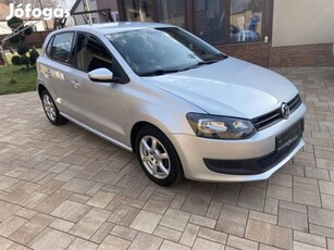 Volkswagen Polo 1.2 70 Comfortline 140 E. KM !...