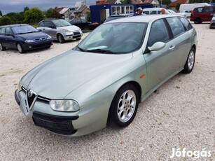 ALFA Romeo 156 SW 1.8 16V T. Spark Distinctive...