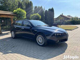 ALFA Romeo 159 SW 1.9 JTD 16V Distinctive Megkí...