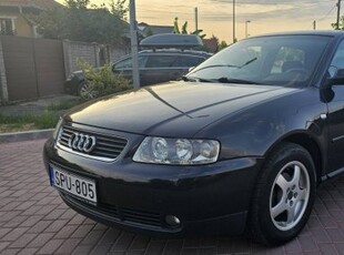 AUDI A3 1.6 Ambiente