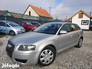 AUDI A3 1.6 Attraction Hagyományos 1.6 Szívó BE...