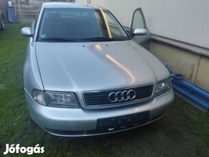 Audi A4 1.8 benzin