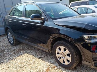 AUDI Q3 2.0 TDi DPF quattro S-tronic