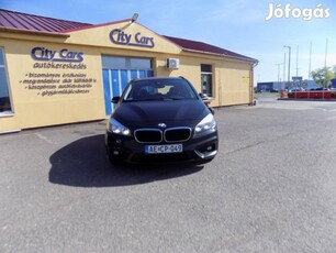 BMW 214d Luxury Frissen Szervizelve!!!