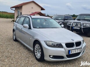 BMW 318i Touring