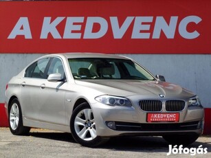 BMW 520i Xenon Tempomat Ülésfűtés Vajbőr PDC