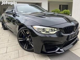 BMW M4 ........