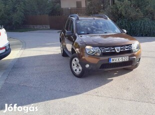 Dacia Duster 1.6 Arctic + Vonóhorog Magyar 1 Tu...