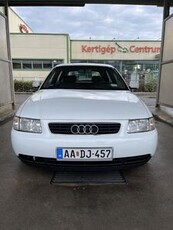 Eladó használt Audi A3 - 1.6 Ambiente