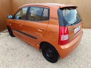 Eladó Kia Picanto