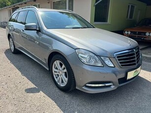 Eladó Mercedes-Benz E 220